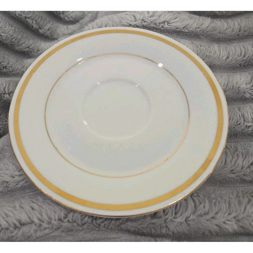 D'OR 011 Porcelain (Set of 4) 6 2/16 in. Plates White Gold China Glossy Printed